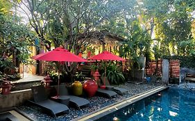 Villa Thapae